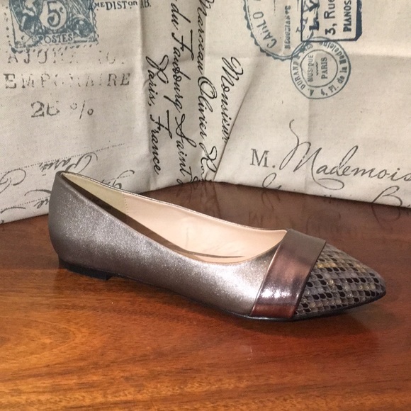 Never worn Annie pewter flat - Picture 2 of 4